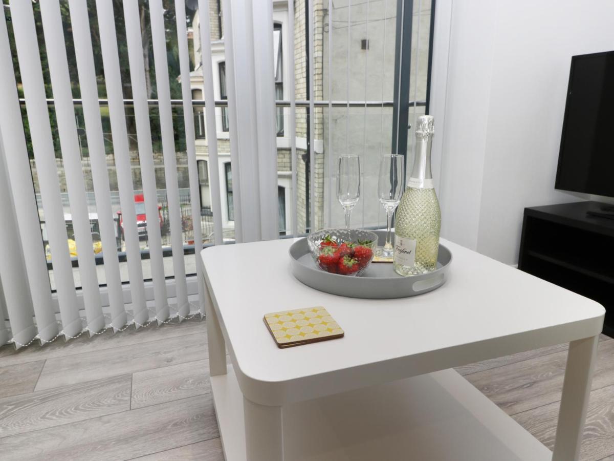 The Office Gardens, Apartment 1 Whitby Ngoại thất bức ảnh